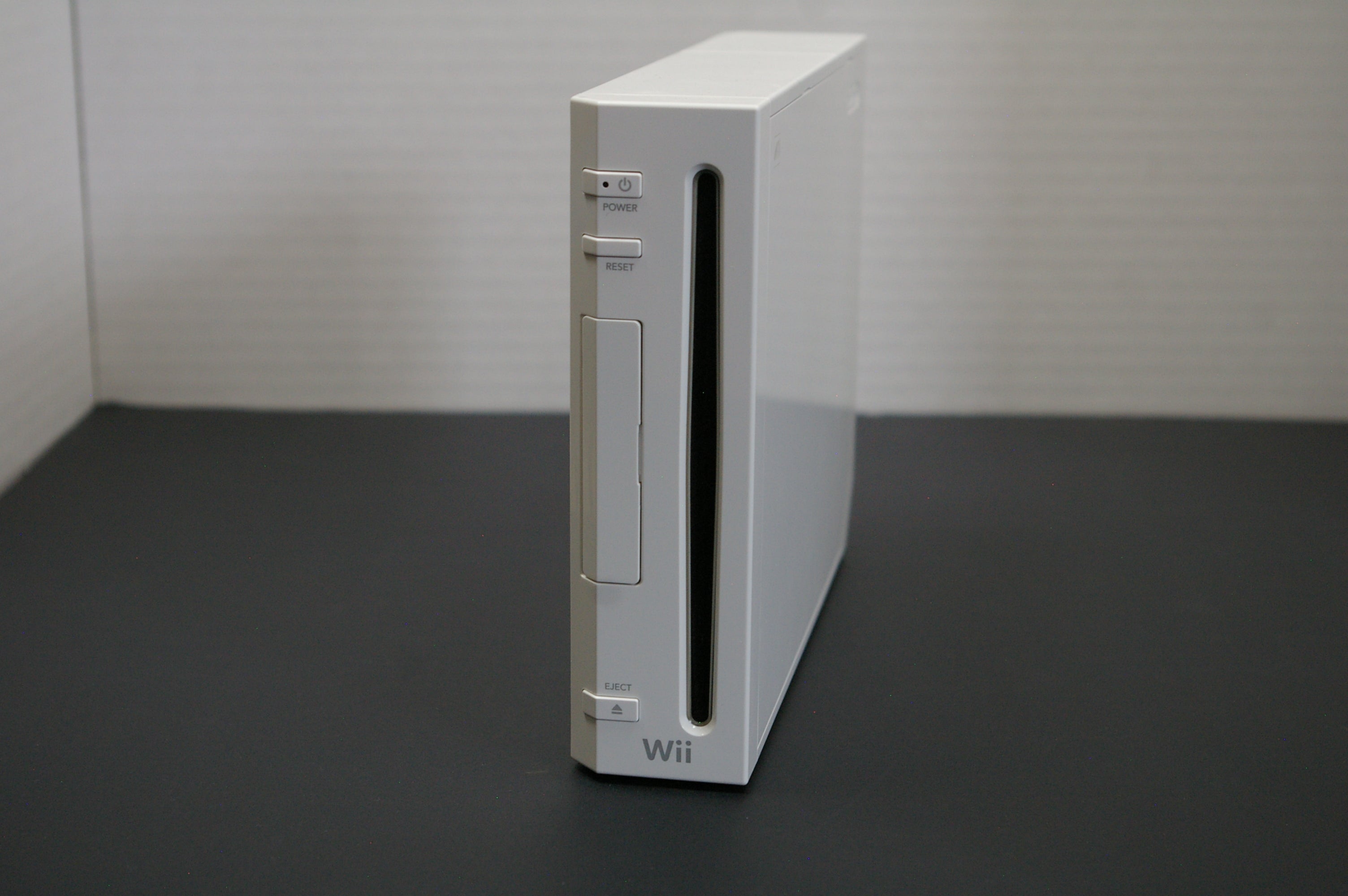 Wii RVL-001