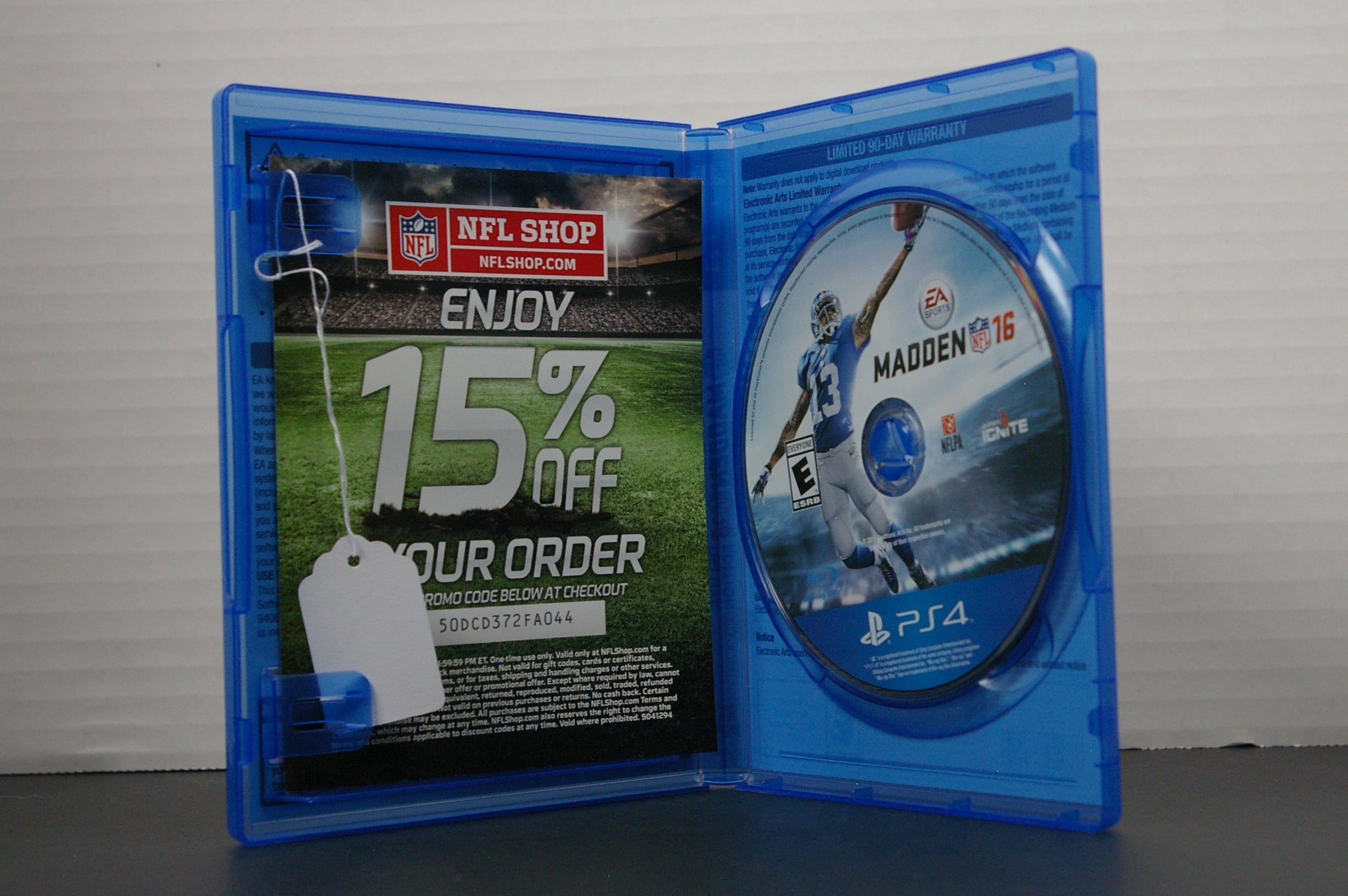 PS4 Madden 2016 Deluxe Edition